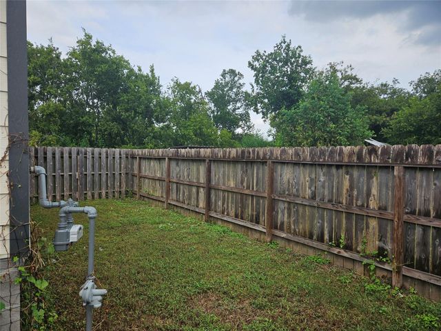 4801 Wenda Street B, Houston, TX 77033