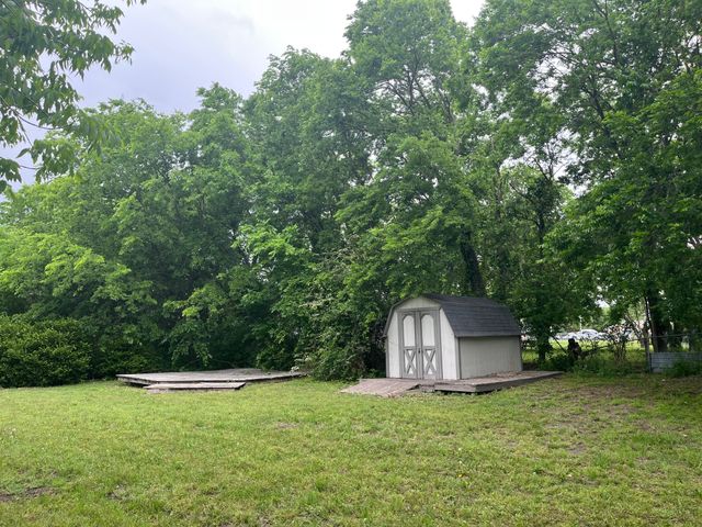 402 E Grand Street, Whitewright, TX 75491