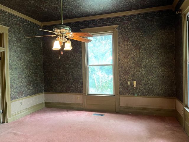 402 E Grand Street, Whitewright, TX 75491