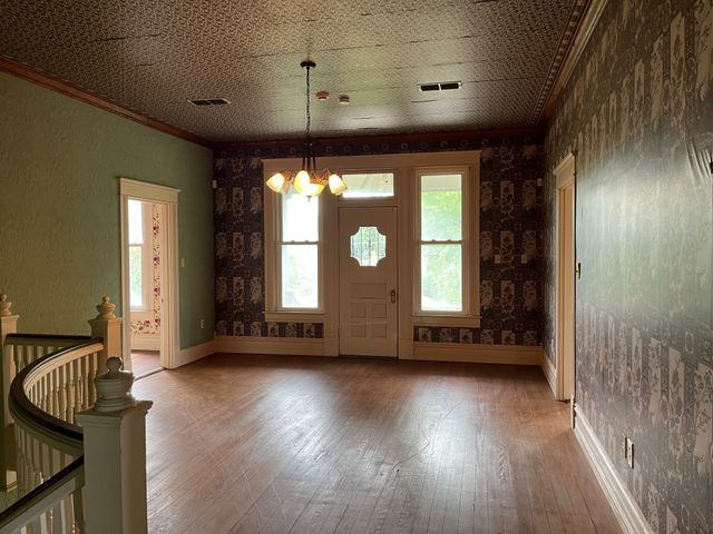 402 E Grand Street, Whitewright, TX 75491