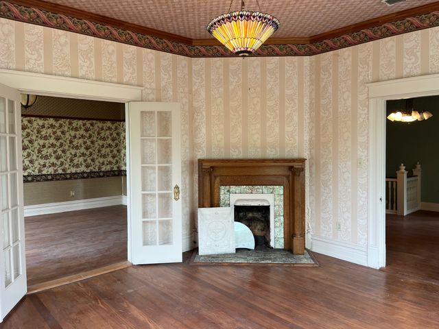 402 E Grand Street, Whitewright, TX 75491