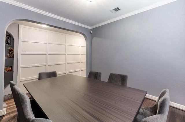 10938 Sarah Bluff Lane, Cypress, TX 77433