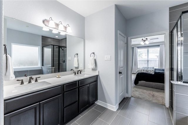 10938 Sarah Bluff Lane, Cypress, TX 77433