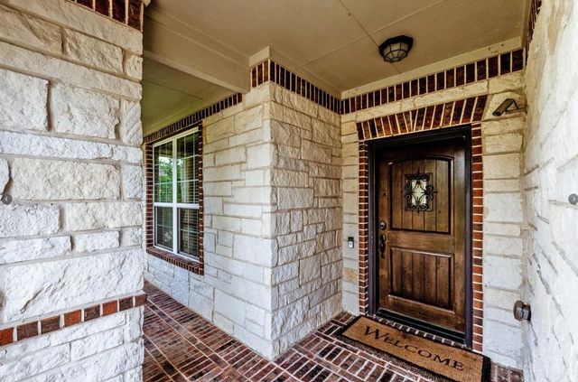 10938 Sarah Bluff Lane, Cypress, TX 77433