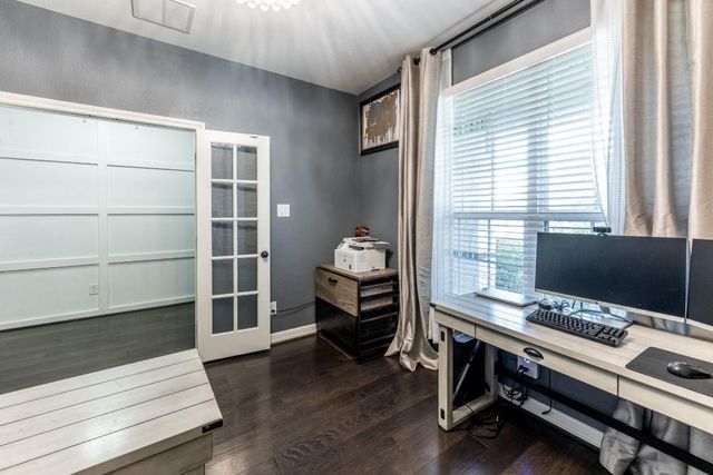 10938 Sarah Bluff Lane, Cypress, TX 77433