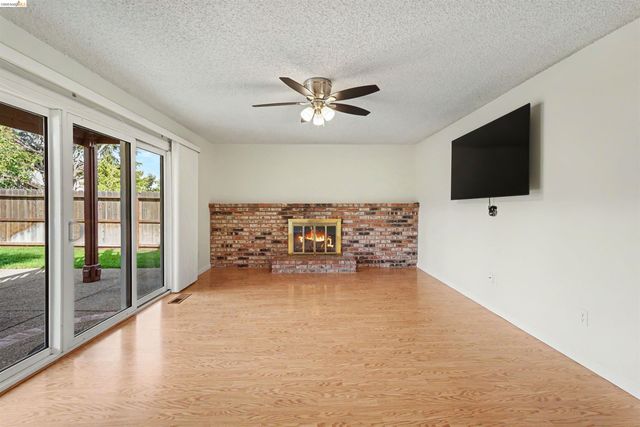 2326 Peachtree Cir, Antioch, CA 94509