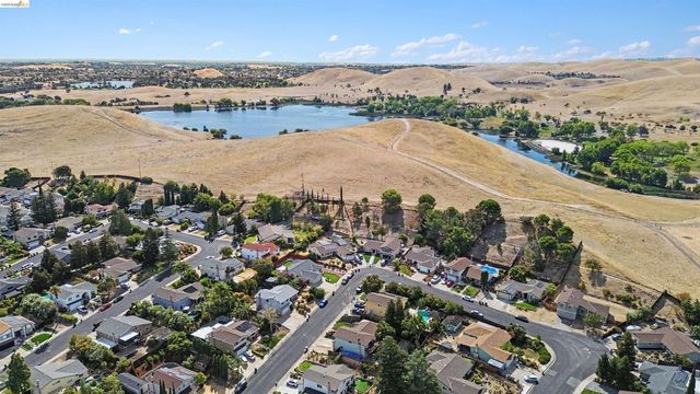 2326 Peachtree Cir, Antioch, CA 94509