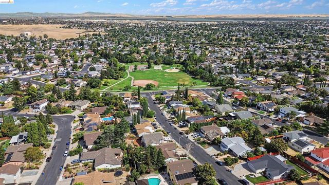 2326 Peachtree Cir, Antioch, CA 94509