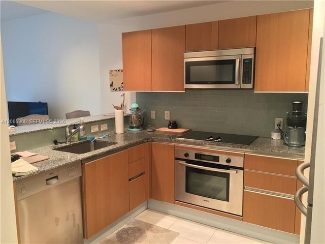 1050 Brickell Avenue 2322, Miami, FL 33131