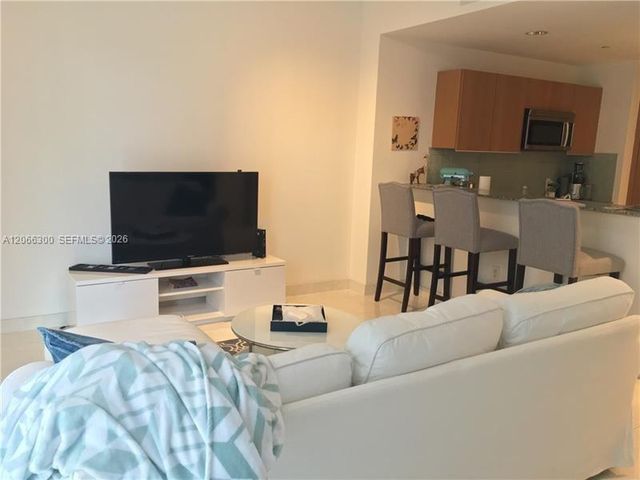 1050 Brickell Avenue 2322, Miami, FL 33131