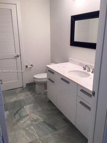 1050 Brickell Avenue 2322, Miami, FL 33131