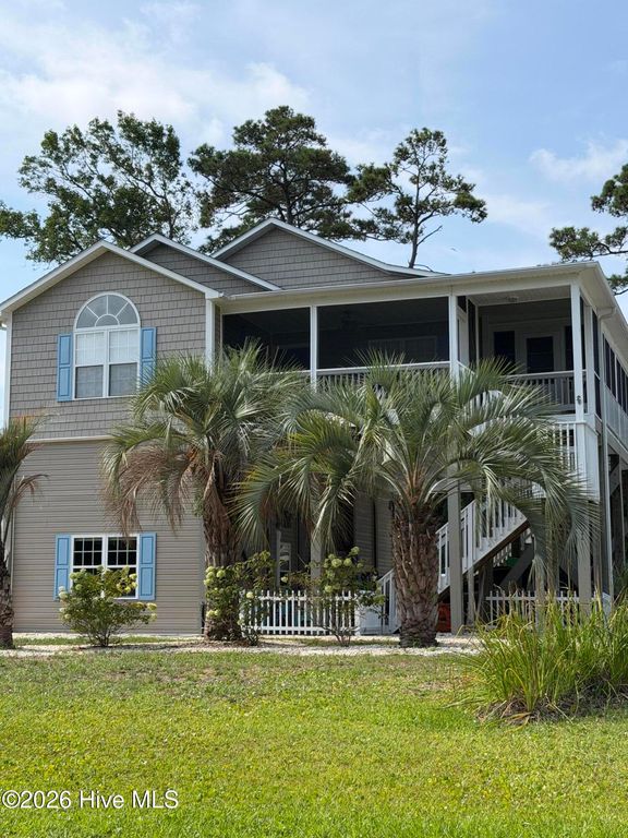 5801 E Yacht Drive, Oak Island, NC 28465