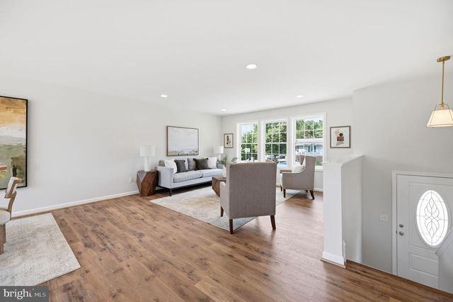 142 WESLEY CHAPEL DRIVE, Edinburg, VA 22824