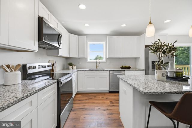 142 WESLEY CHAPEL DRIVE, Edinburg, VA 22824