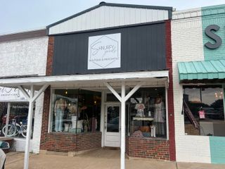 122 East Washington Avenue, Ava, MO 65608