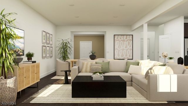 31 Biltmore Ave, East Hanover Twp., NJ 07436