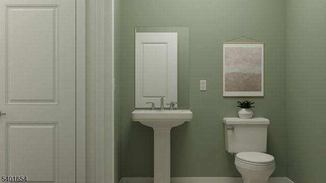 31 Biltmore Ave, East Hanover Twp., NJ 07436