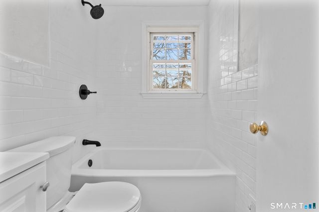 125 Pearl Avenue, Hamden, CT 06514