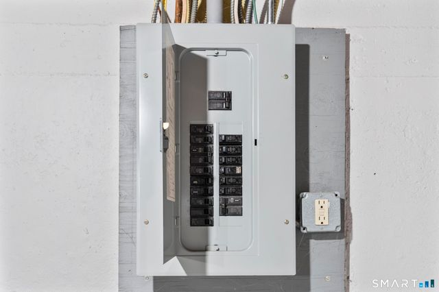 125 Pearl Avenue, Hamden, CT 06514