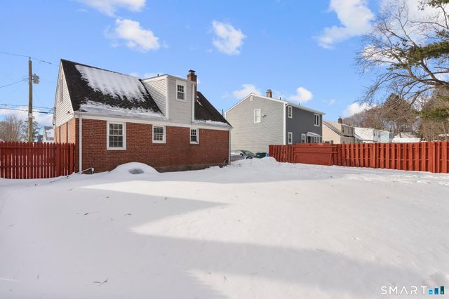 125 Pearl Avenue, Hamden, CT 06514