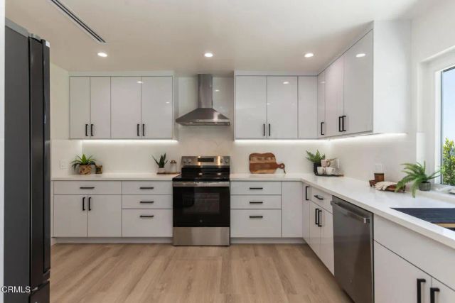 3737 San Augustine Drive, Glendale, CA 91206