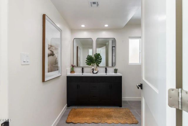 3737 San Augustine Drive, Glendale, CA 91206