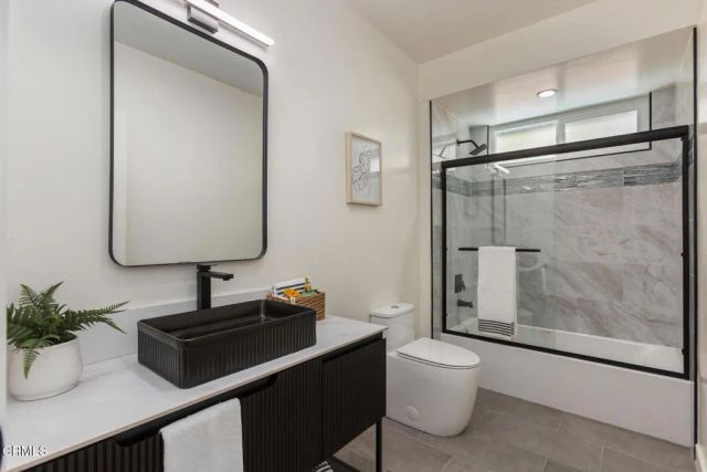 3737 San Augustine Drive, Glendale, CA 91206