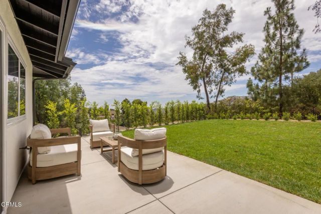 3737 San Augustine Drive, Glendale, CA 91206