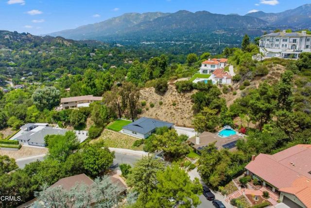3737 San Augustine Drive, Glendale, CA 91206