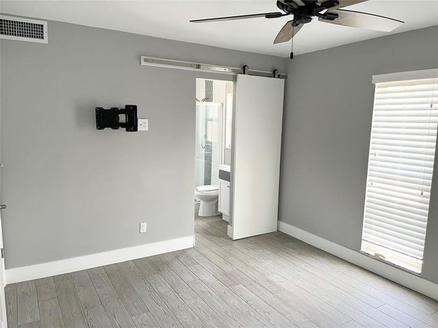 5328 NE 6th Avenue 13H, Fort Lauderdale, FL 33334