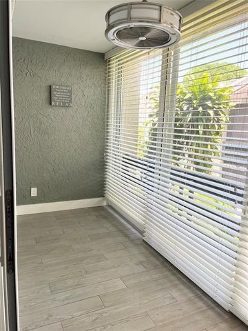 5328 NE 6th Avenue 13H, Fort Lauderdale, FL 33334