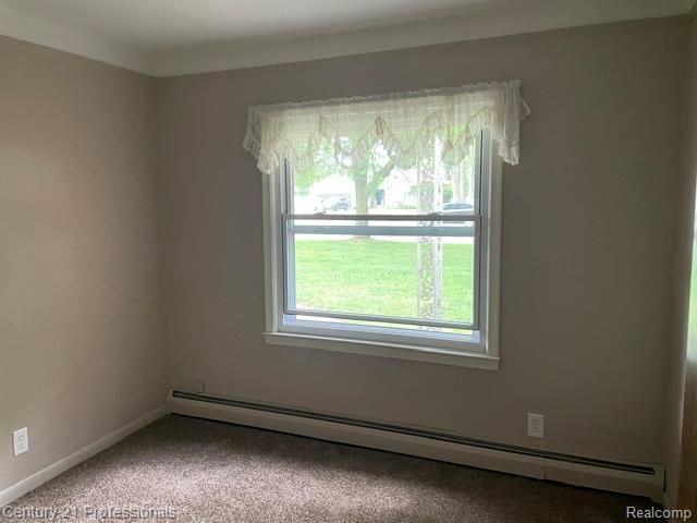 32297 Warren Road, Garden City, MI 48135