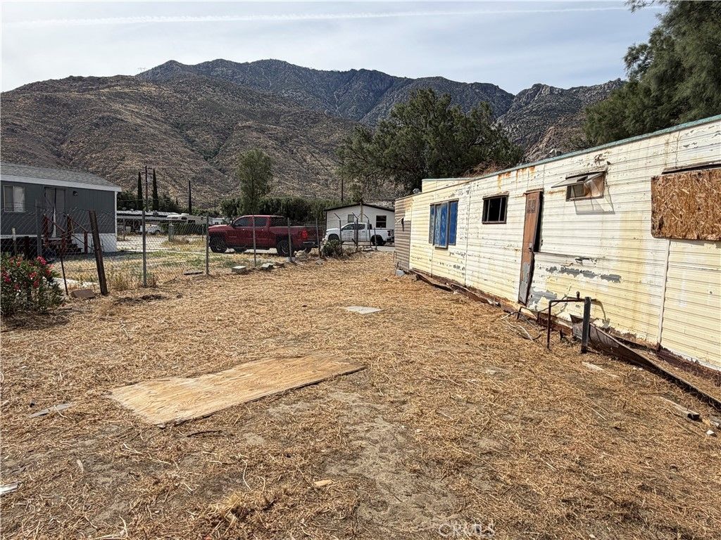 Image 3 of property listing at 52160 Date, Cabazon, CA 92230