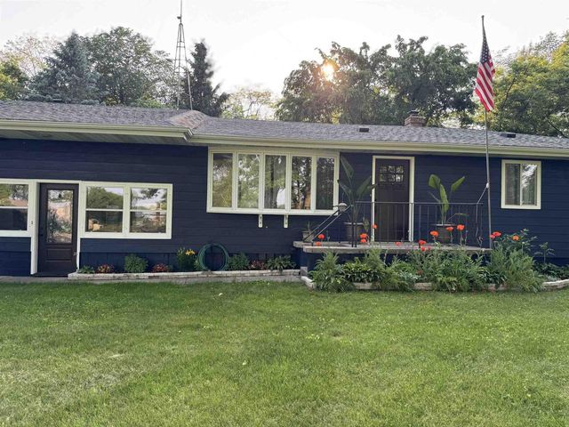 4197 6th Lane, Wisconsin Dells, WI 53965