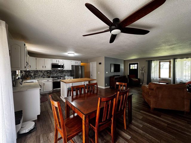 4197 6th Lane, Wisconsin Dells, WI 53965