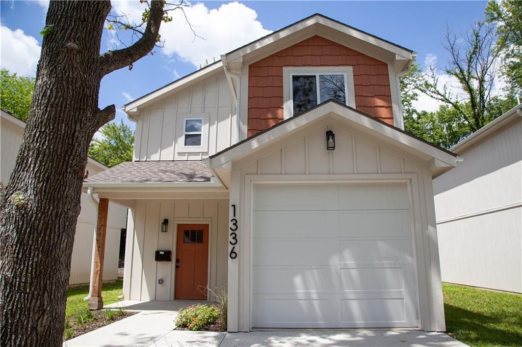 1336 S Pope Avenue, Independence, MO 64055