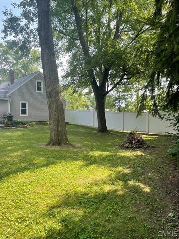 1214 Cold Springs Road, Salina, NY 13088