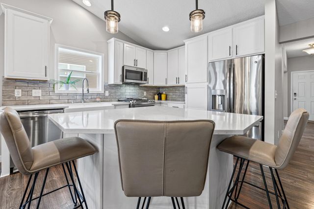 603 Stonegate Circle, Waconia, MN 55387