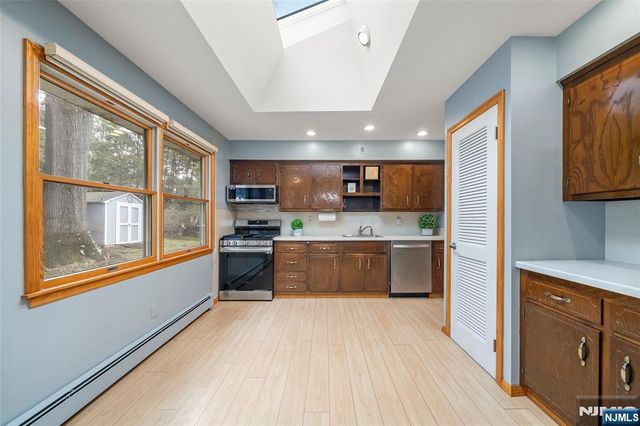 49 Carpenter Avenue, Norwood, NJ 07648