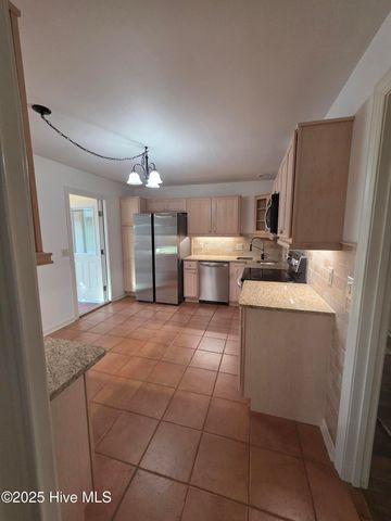 44 Village Green Circle, Southern Pines, NC 28387