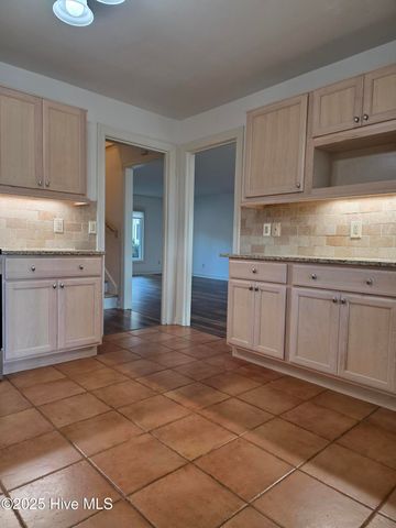 44 Village Green Circle, Southern Pines, NC 28387