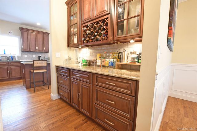 5 Dogwood Lane, East Moriches, NY 11940