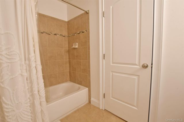 5 Dogwood Lane, East Moriches, NY 11940