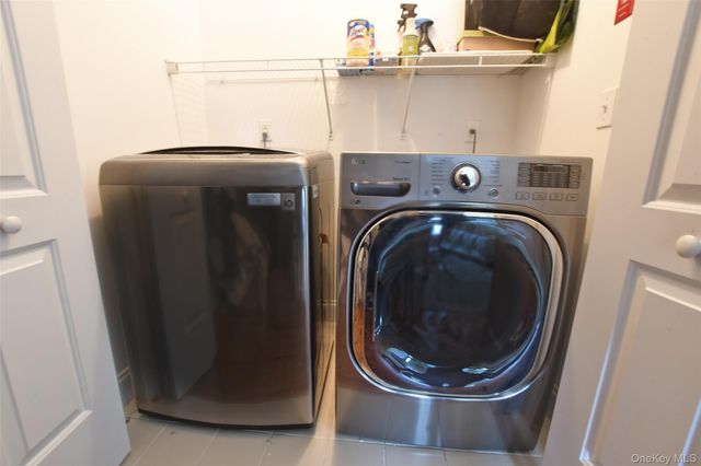 5 Dogwood Lane, East Moriches, NY 11940