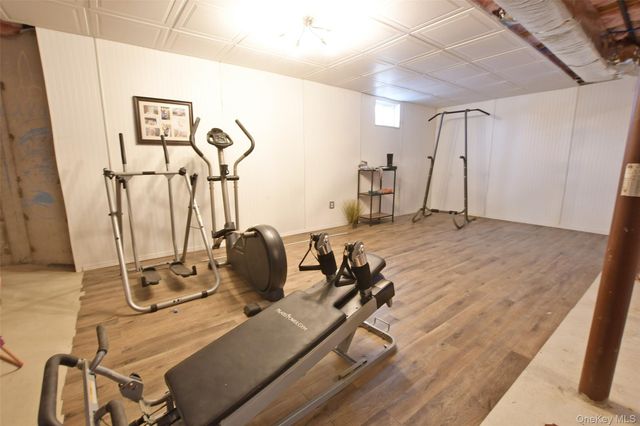 5 Dogwood Lane, East Moriches, NY 11940