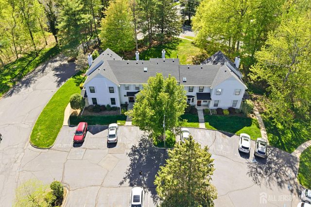 103 Timber Oaks Road, Edison, NJ 08820
