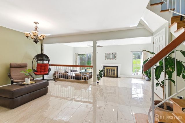103 Timber Oaks Road, Edison, NJ 08820