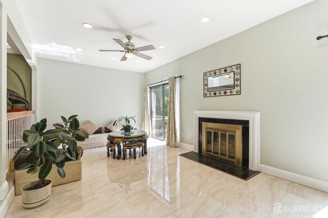 103 Timber Oaks Road, Edison, NJ 08820