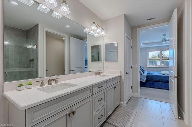 2561 Seychelles DR # 304, Naples, FL 34112