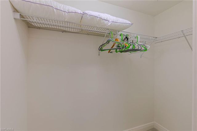 2561 Seychelles DR # 304, Naples, FL 34112